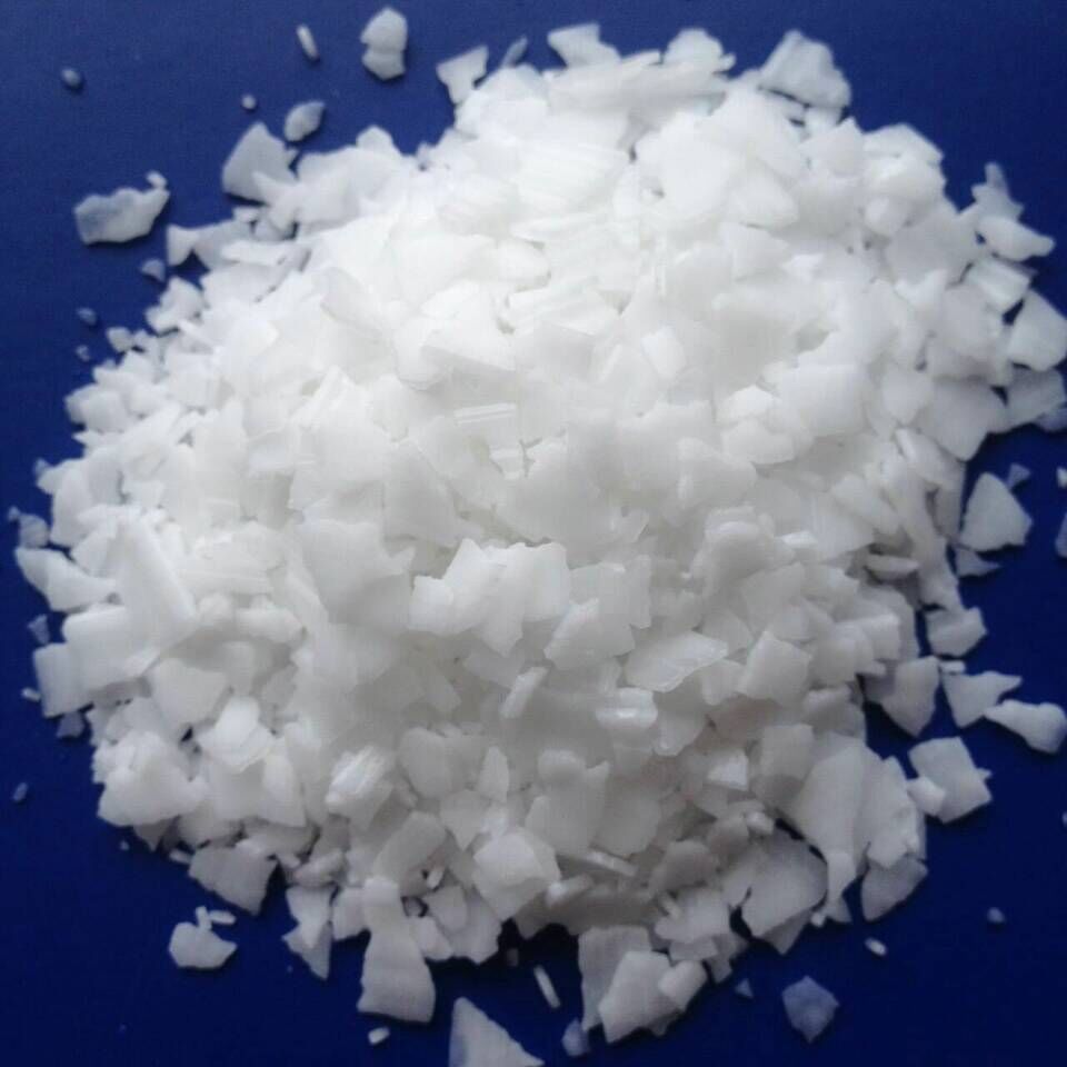 POTASSIUM HYDROXIDE FLAKES