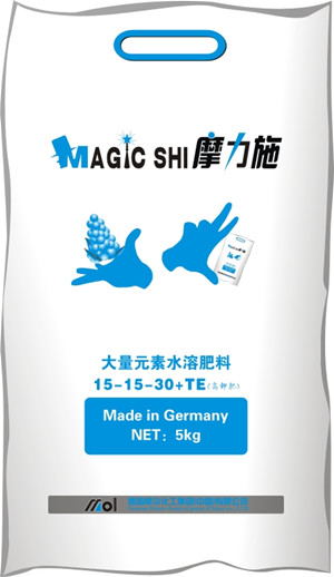 Macro element water-soluble fertilizer (high potassium type)